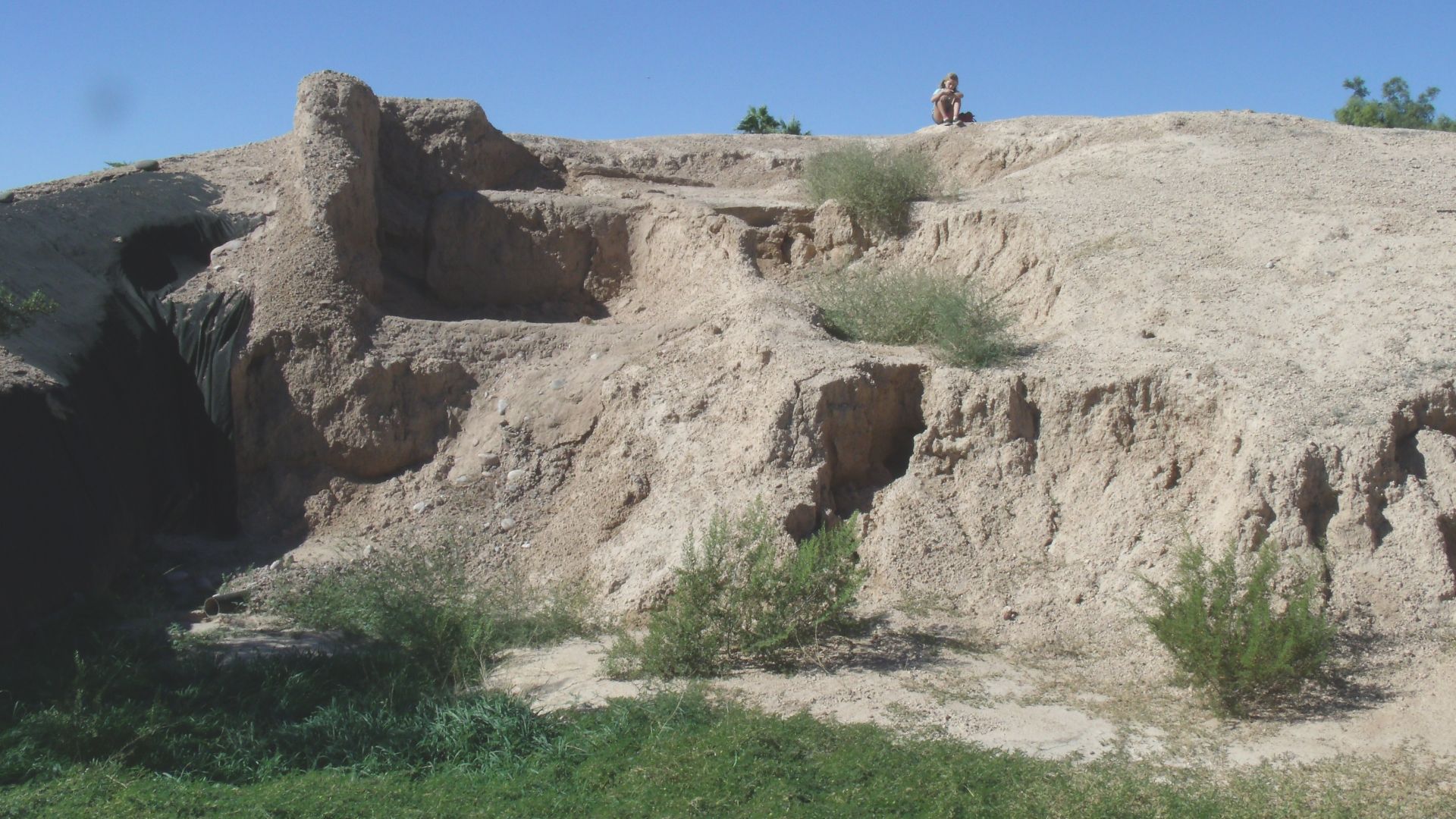 File:Mesa-Mesa Grande Ruins-3.JPG
