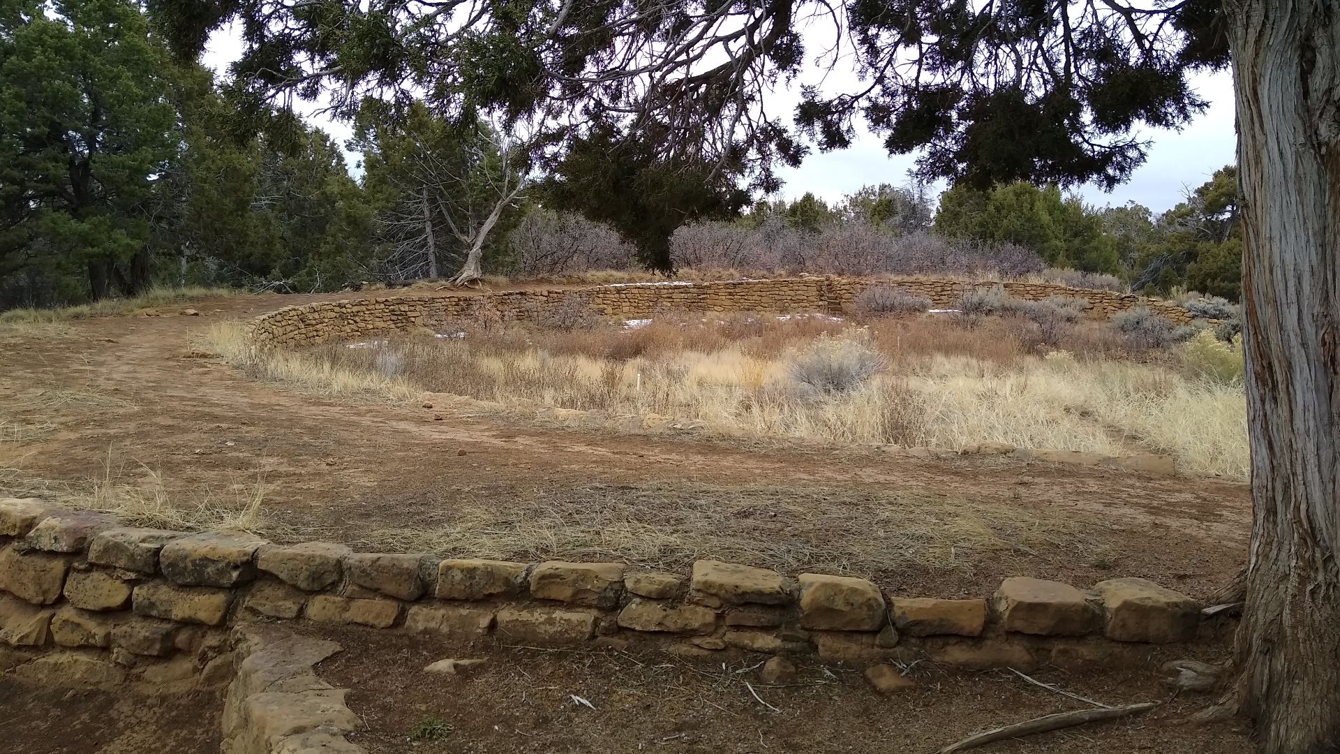 File:Far View Reservoir in December 2021.jpg