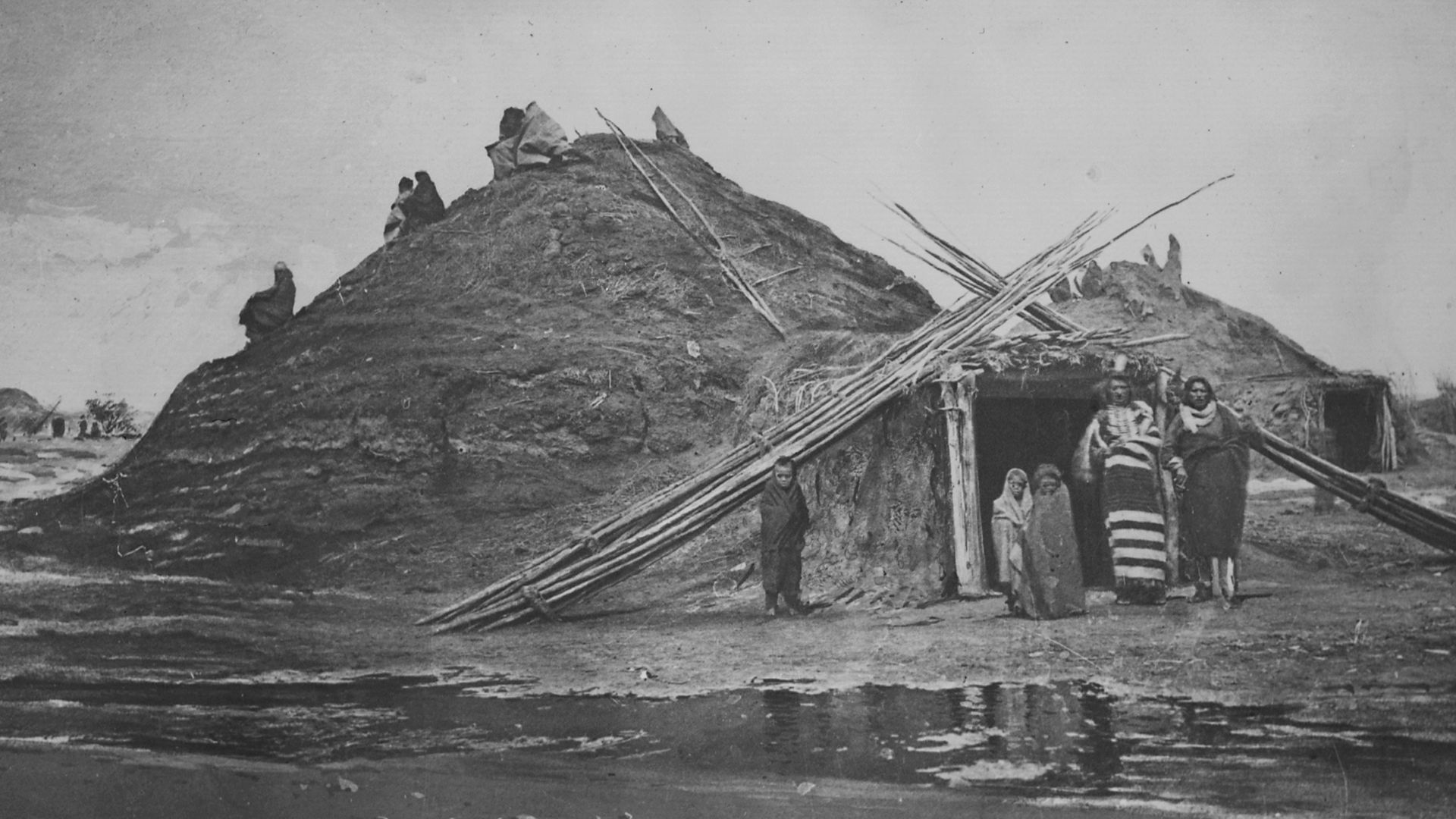 File:Pawnee and home - NARA - 523718.jpg