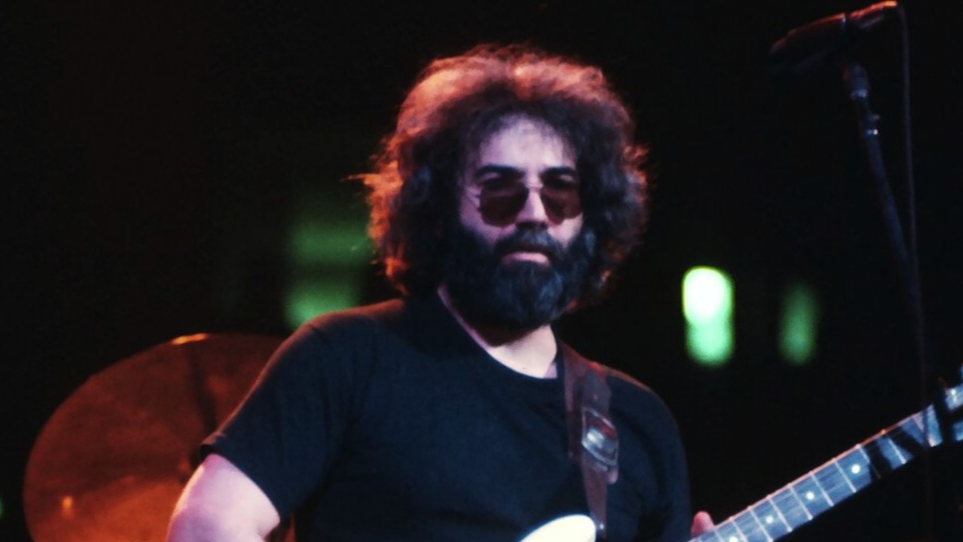 File:Jerry-Garcia-01.jpg