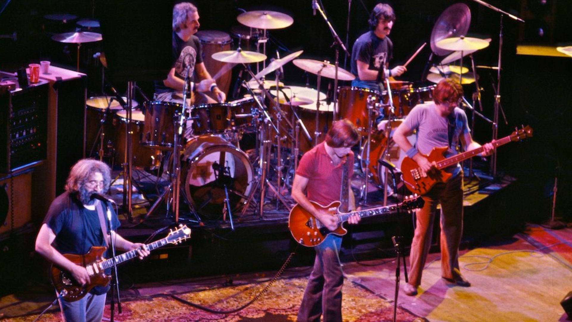 File:Grateful Dead at the Warfield-01.jpg