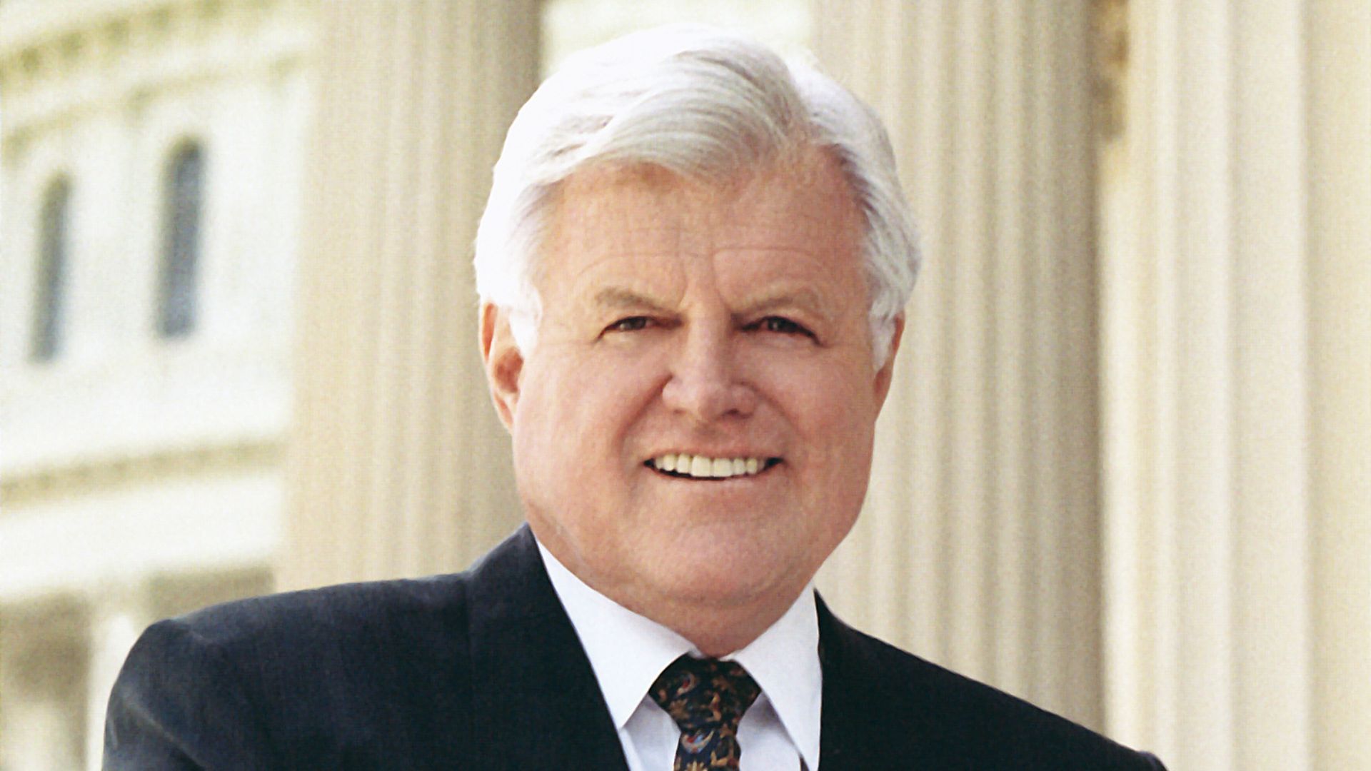 File:Ted Kennedy, official photo portrait.jpg