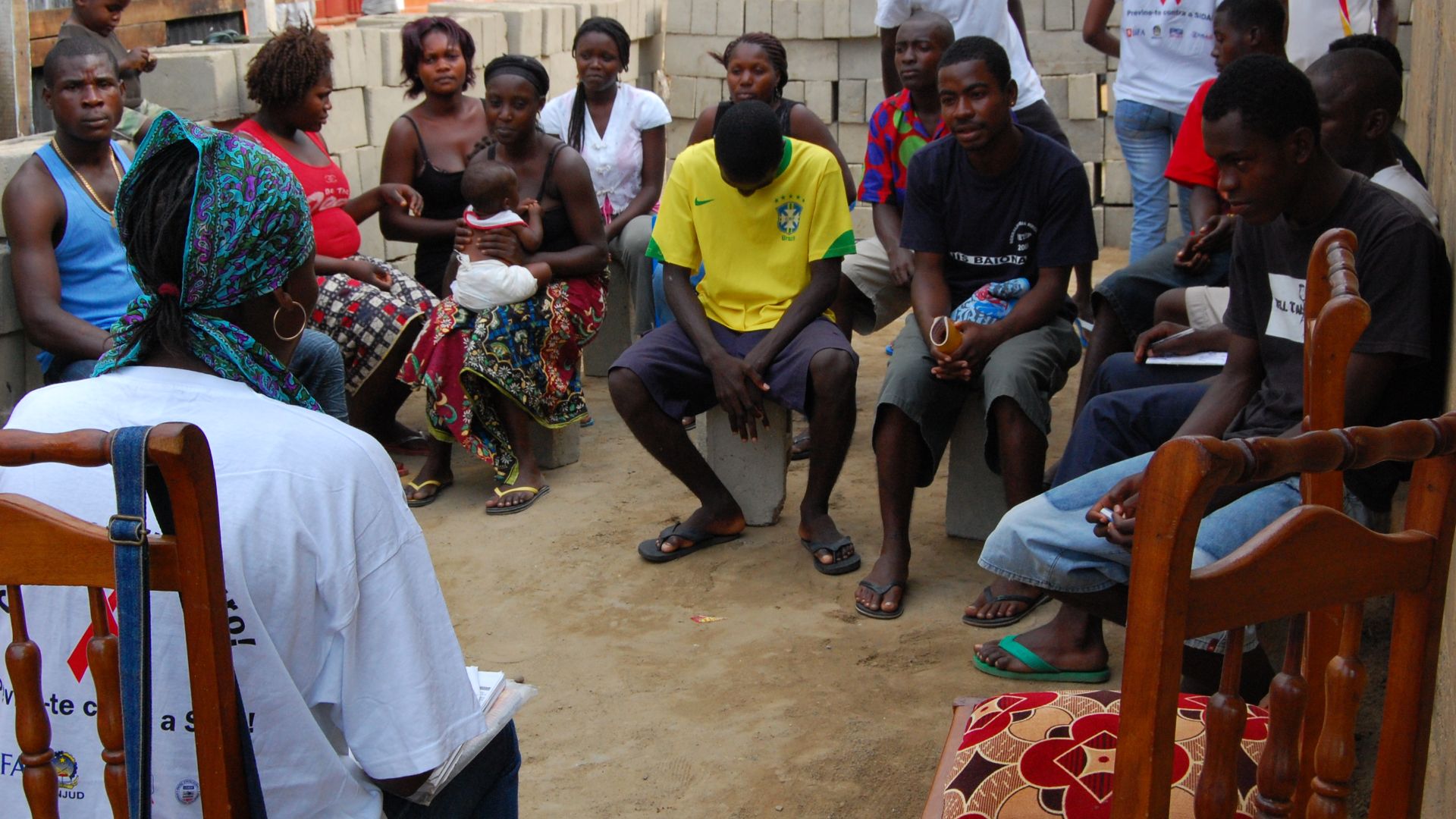 File:Angolan community members at HIV AIDS outreach event (5686747785).jpg