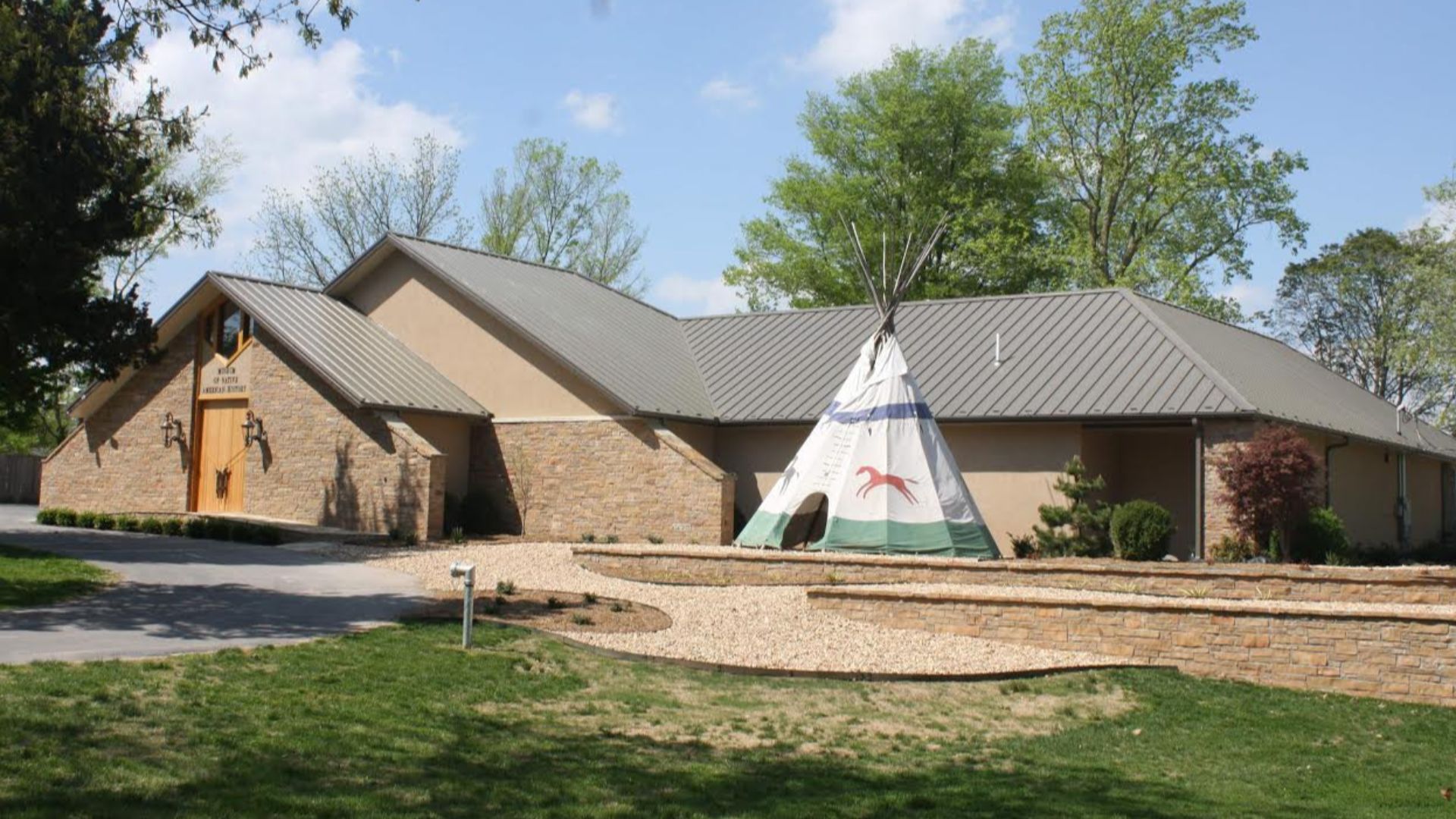 File:Museum of Native American History.jpg
