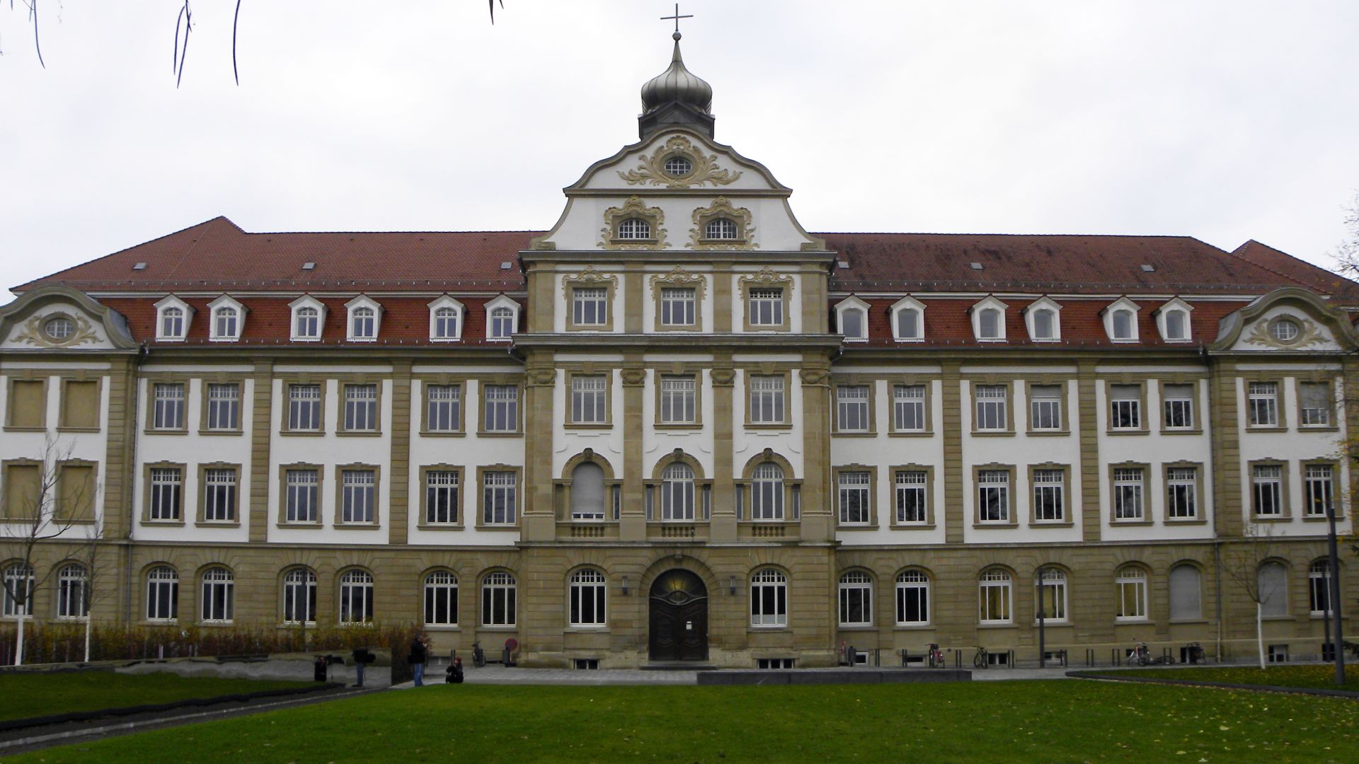 File:Karlsruhe - Institute of Technology - Victoriapensionat I.jpg