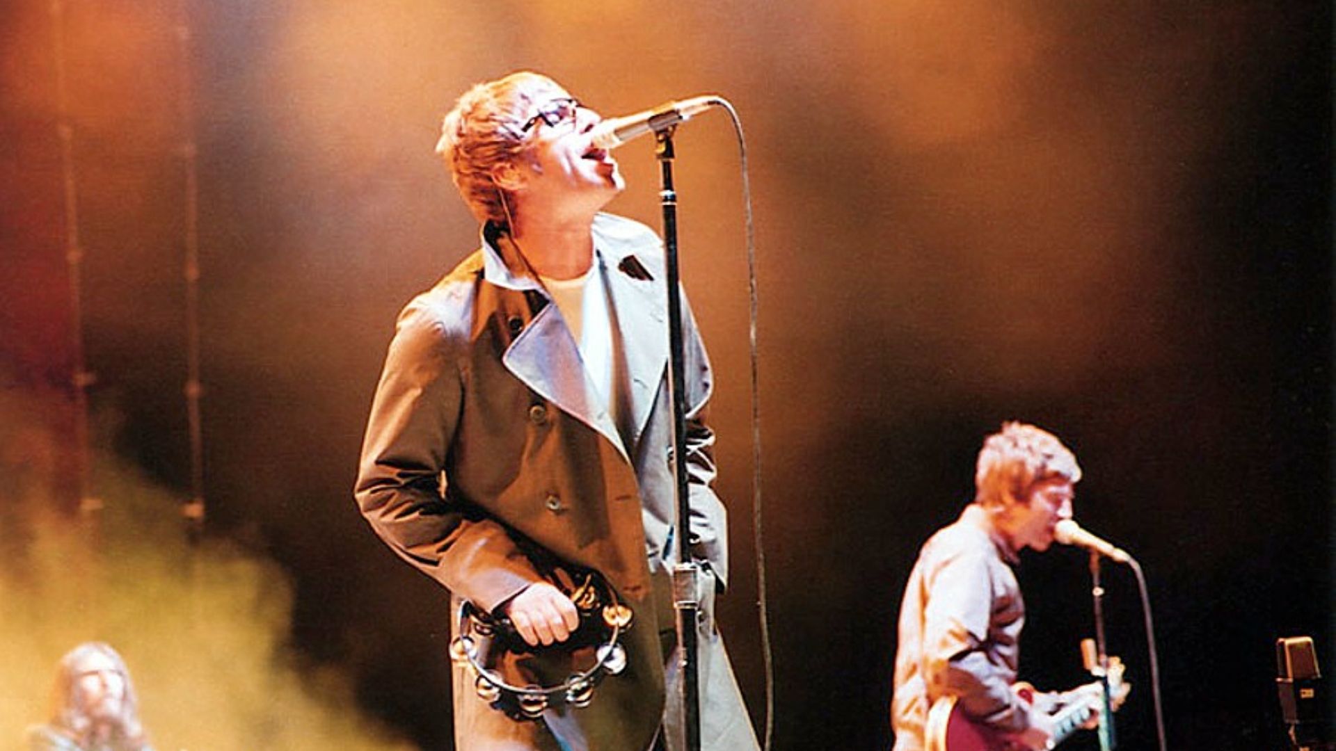 File:Oasis Noel and Liam 2005.jpg