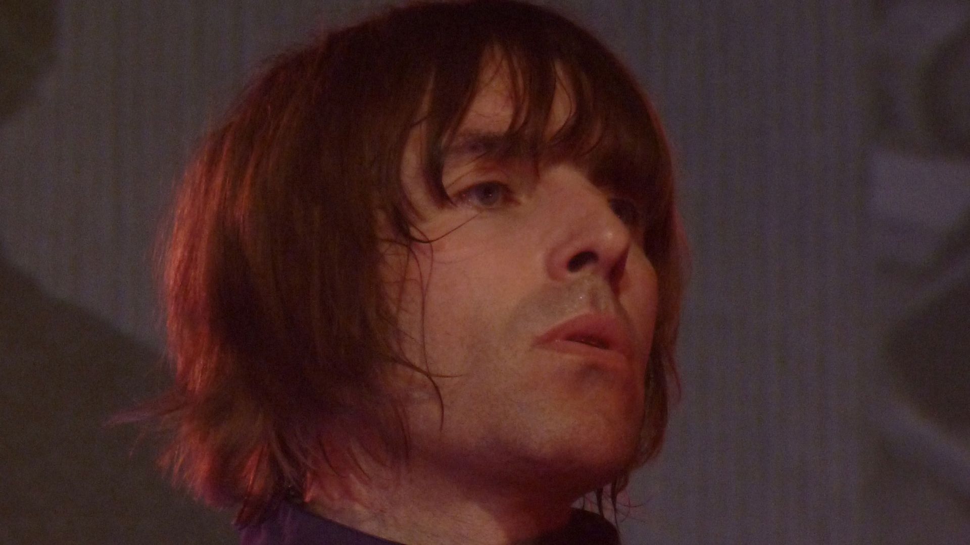 File:Liam Gallagher Beady Eye at the Olympia - Dublin.jpg