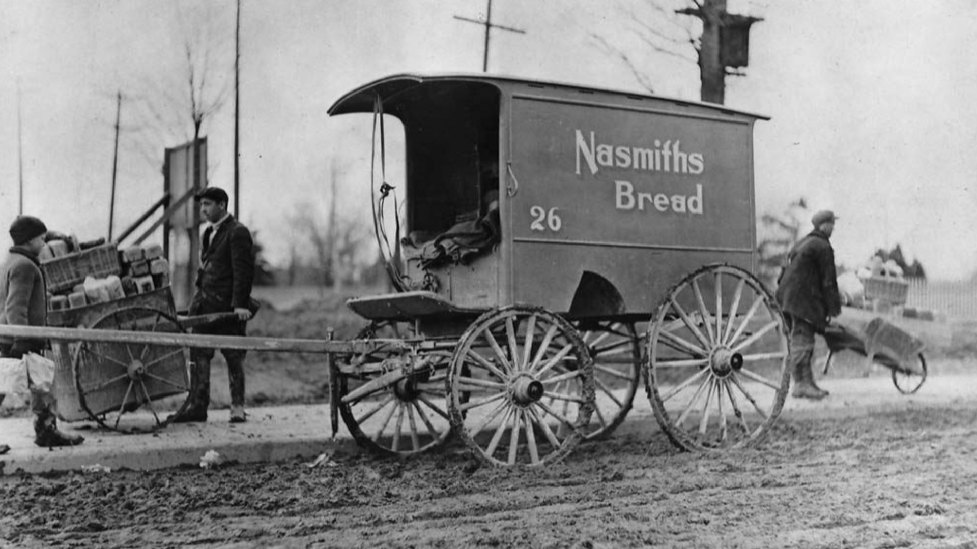 File:Nasmiths Bread delivery wagon, Earlscourt.jpg