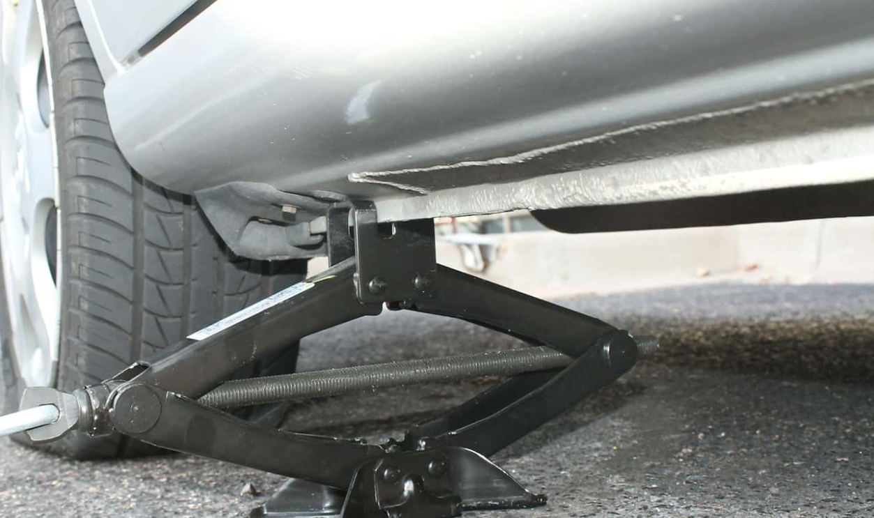 Tire Flat Fix Spare Car