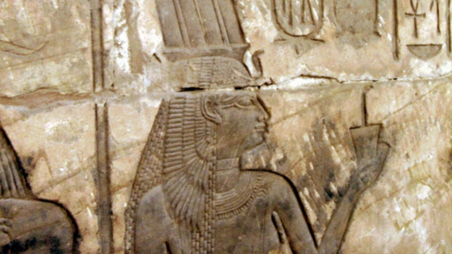 File:Amenirdis Med Habou 1 c.jpg