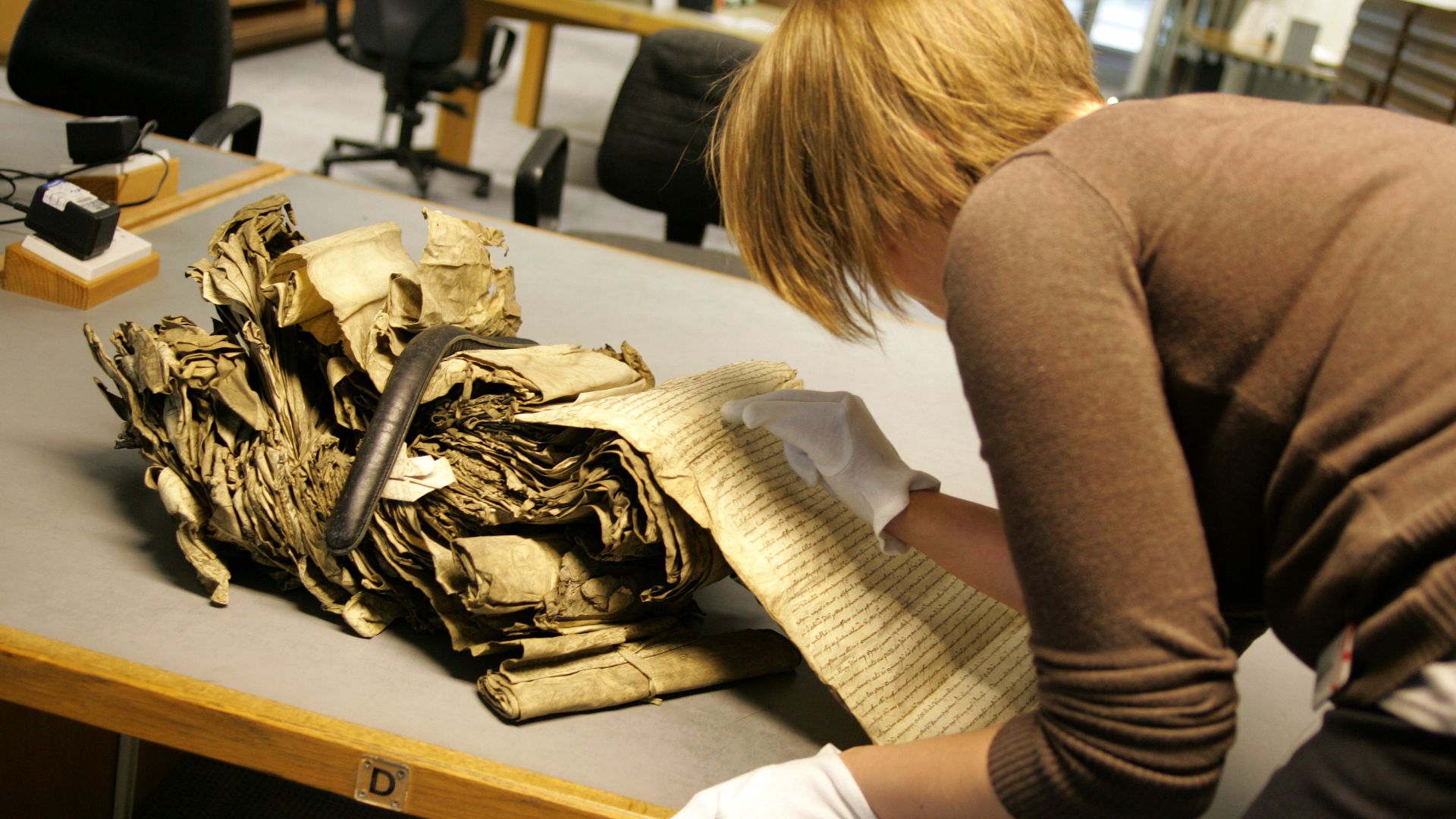 File:A researcher working with delicate resource at The National Archives.jpg