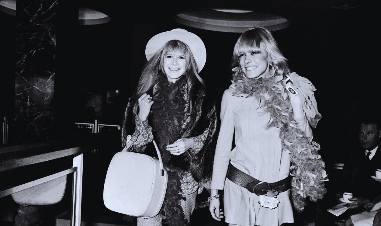 Gettyimages - 72591437, Marianne And Anita Singer Marianne Faithfull and actress Anita Pallenberg at Heathrow Airport to fly to Tangiers with their Rolling Stones boyfriends, 11th March 1967.