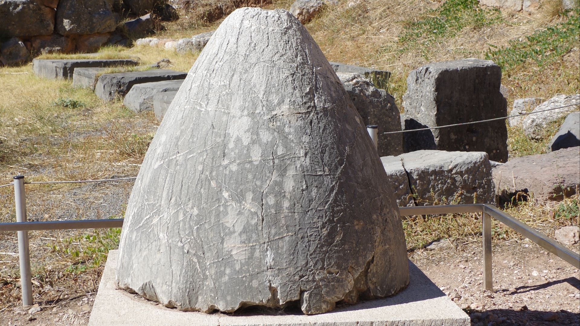 File:Delphi BW 2017-10-08 11-18-16.jpg