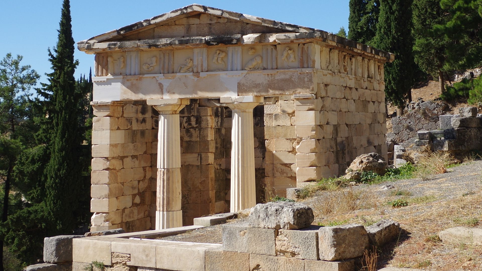 File:Delphi BW 2017-10-08 11-27-50.jpg