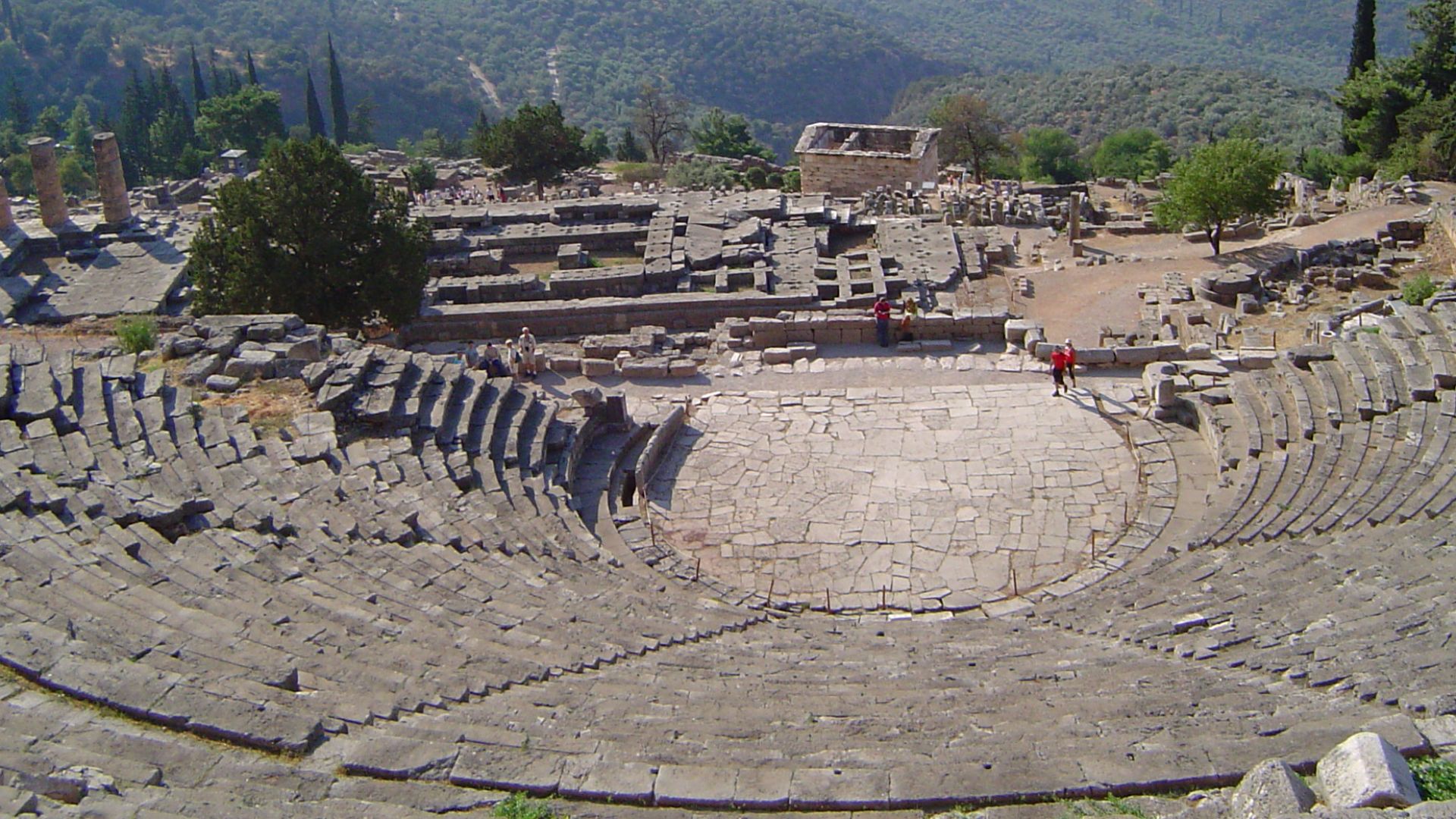 File:Delphi Theatre.JPG