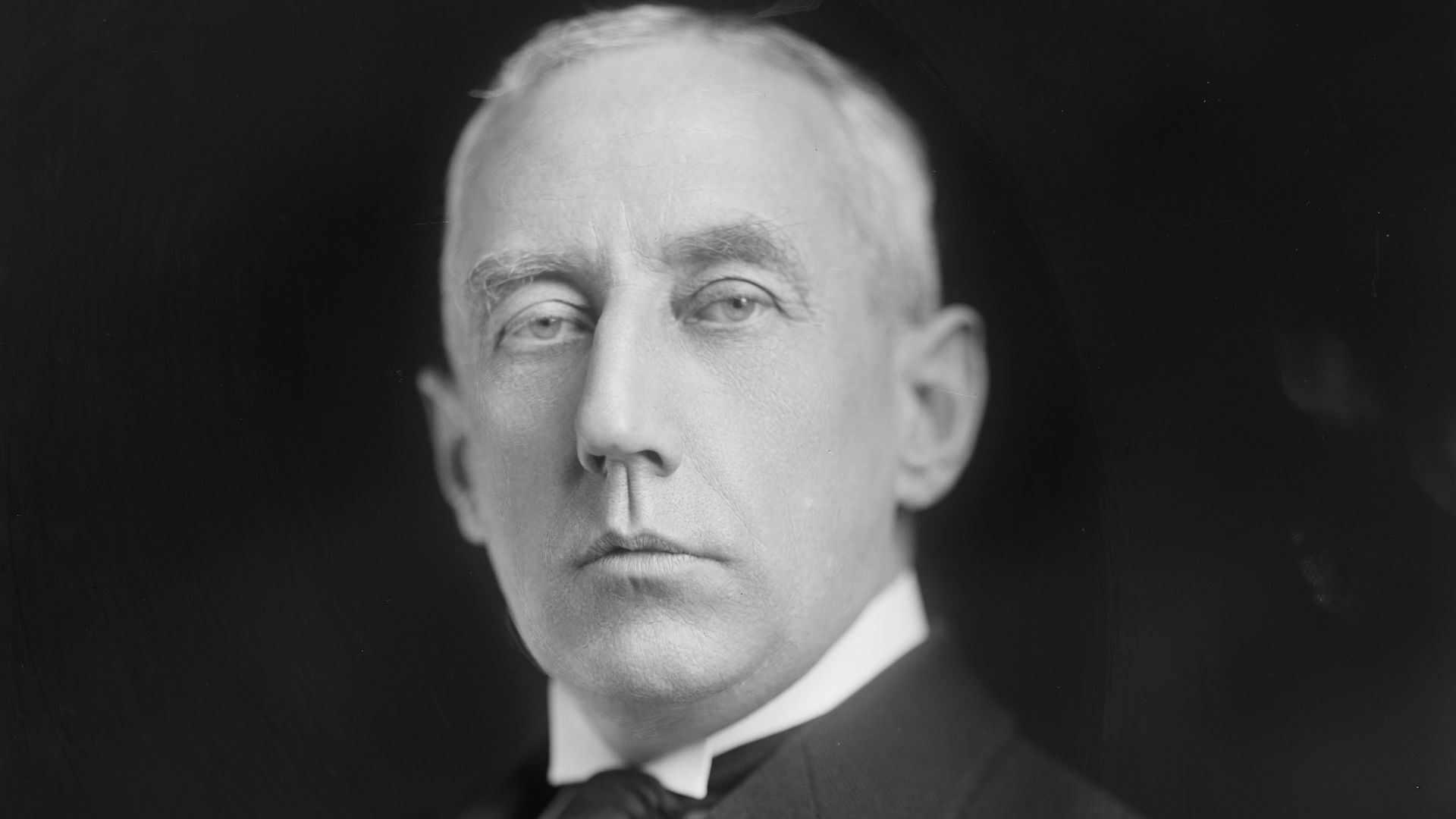 File:AMUNDSEN, ROALD CAPTAIN LCCN2016859464.jpg