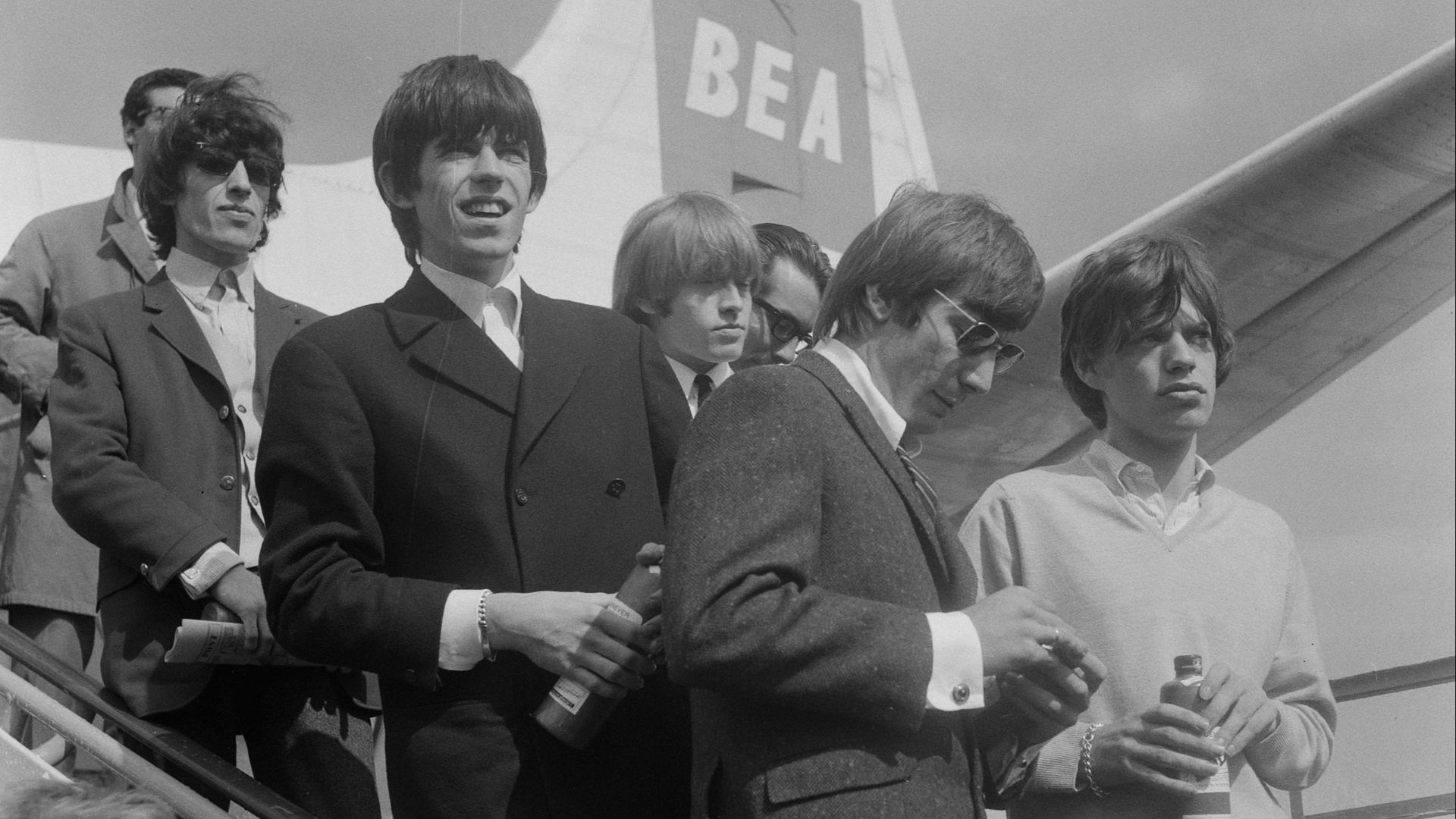 File:Aankomst van de Rolling Stones op Schiphol, Bestanddeelnr 916-7420.jpg