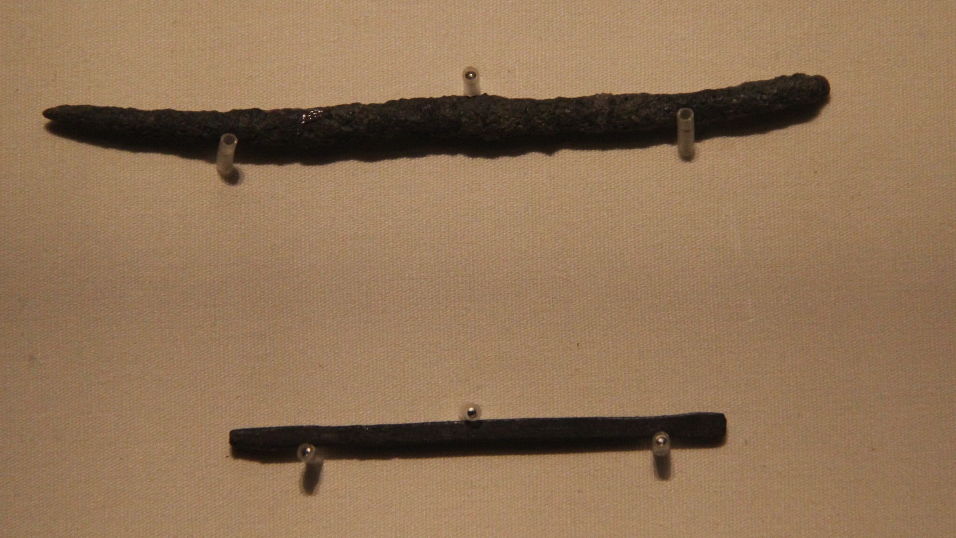 File:Copper Drill Knife & Awl (9830380614).jpg