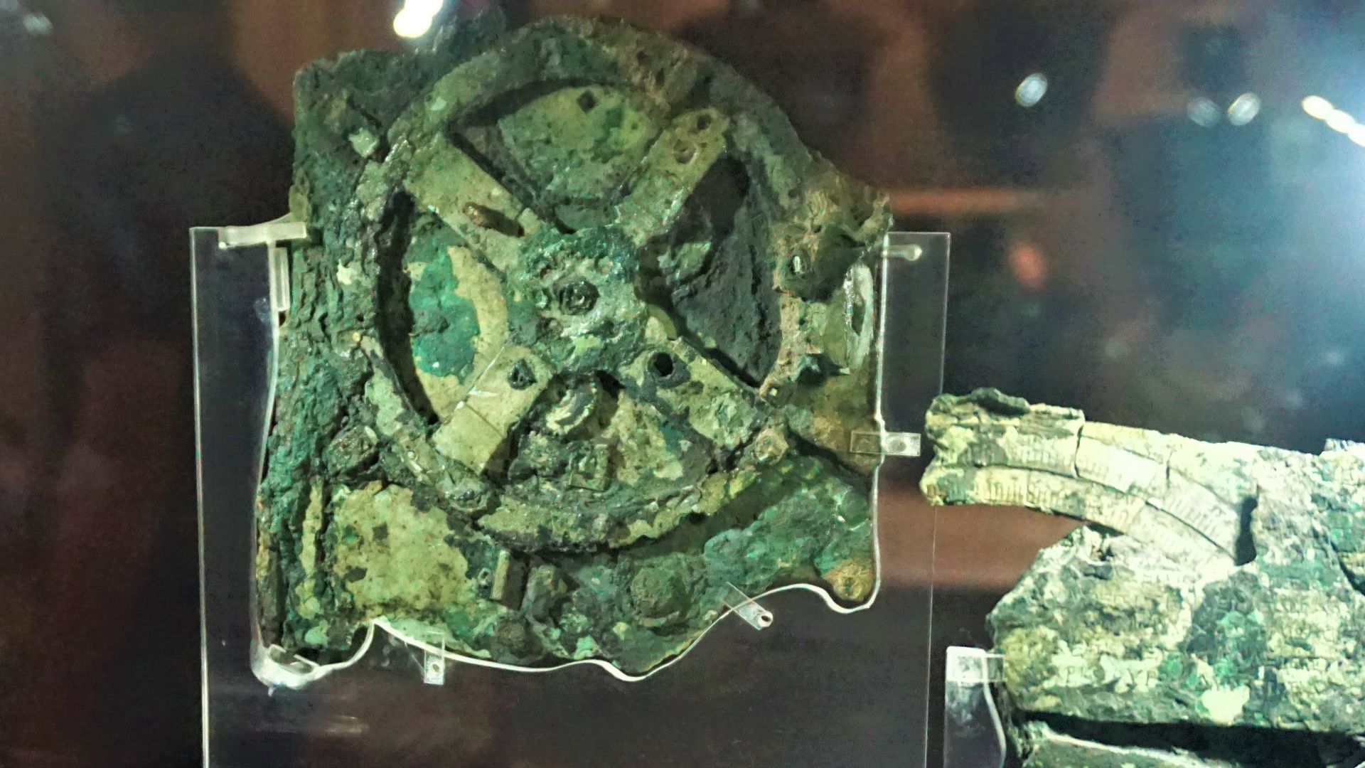 File:Antikythera Mechanism - National Archaeological Museum, Athens by Joy of Museum.jpg