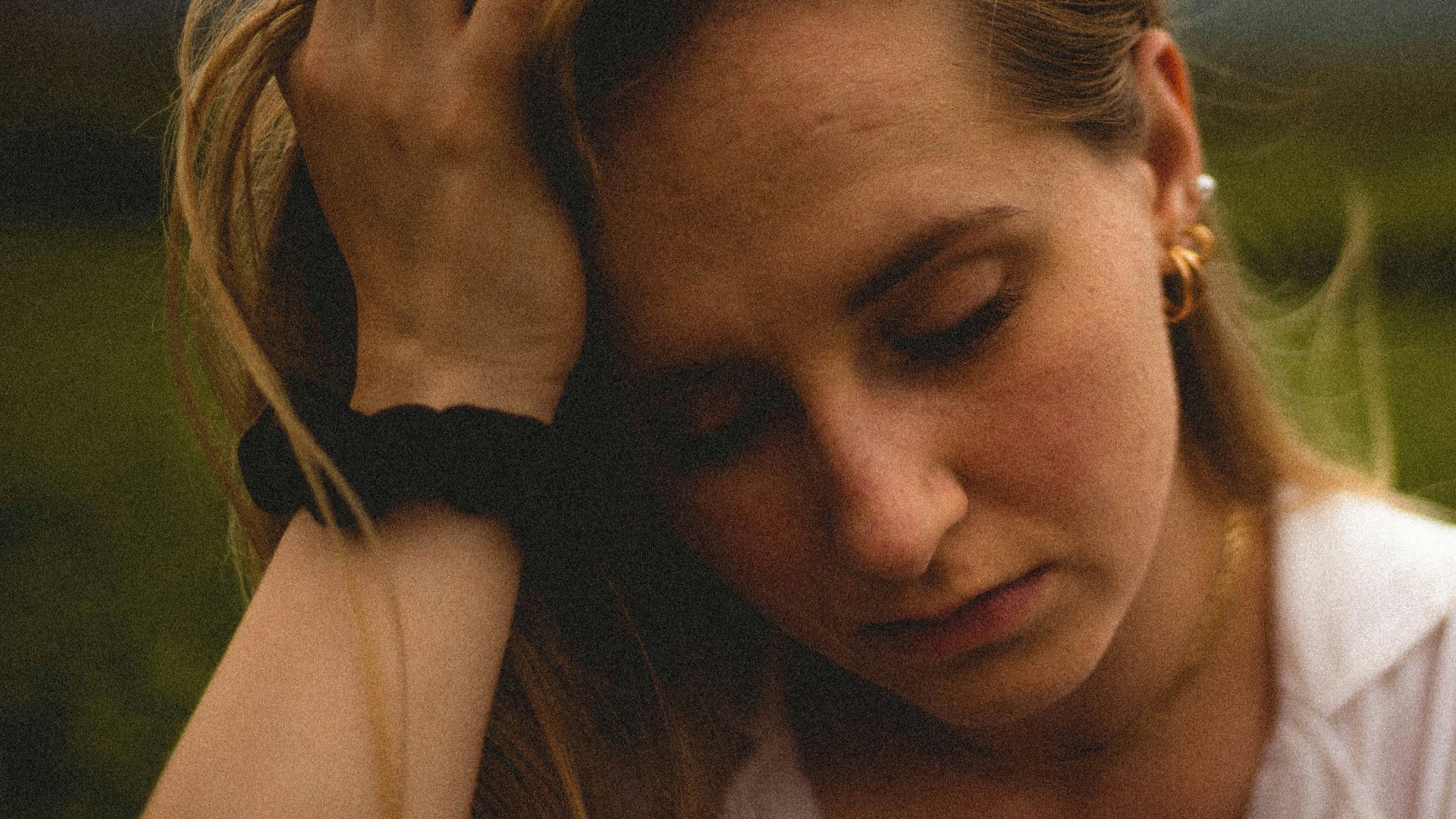 woman in white tank top
