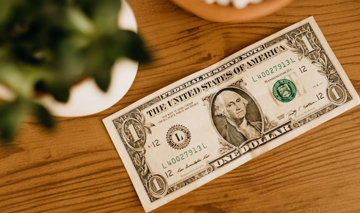 23. Forgotten Lunches