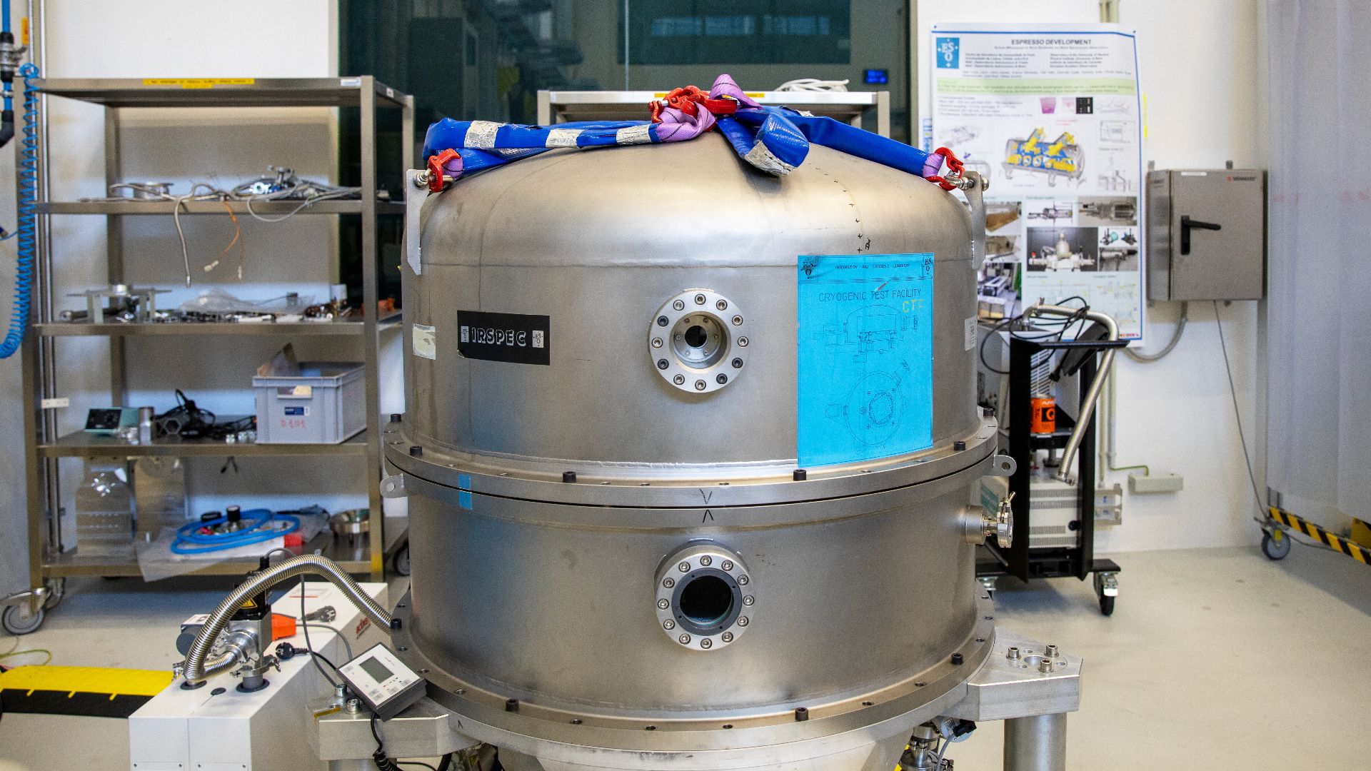 File:Cryogenic facility at the Large Integration Hall (h9A0602).jpg