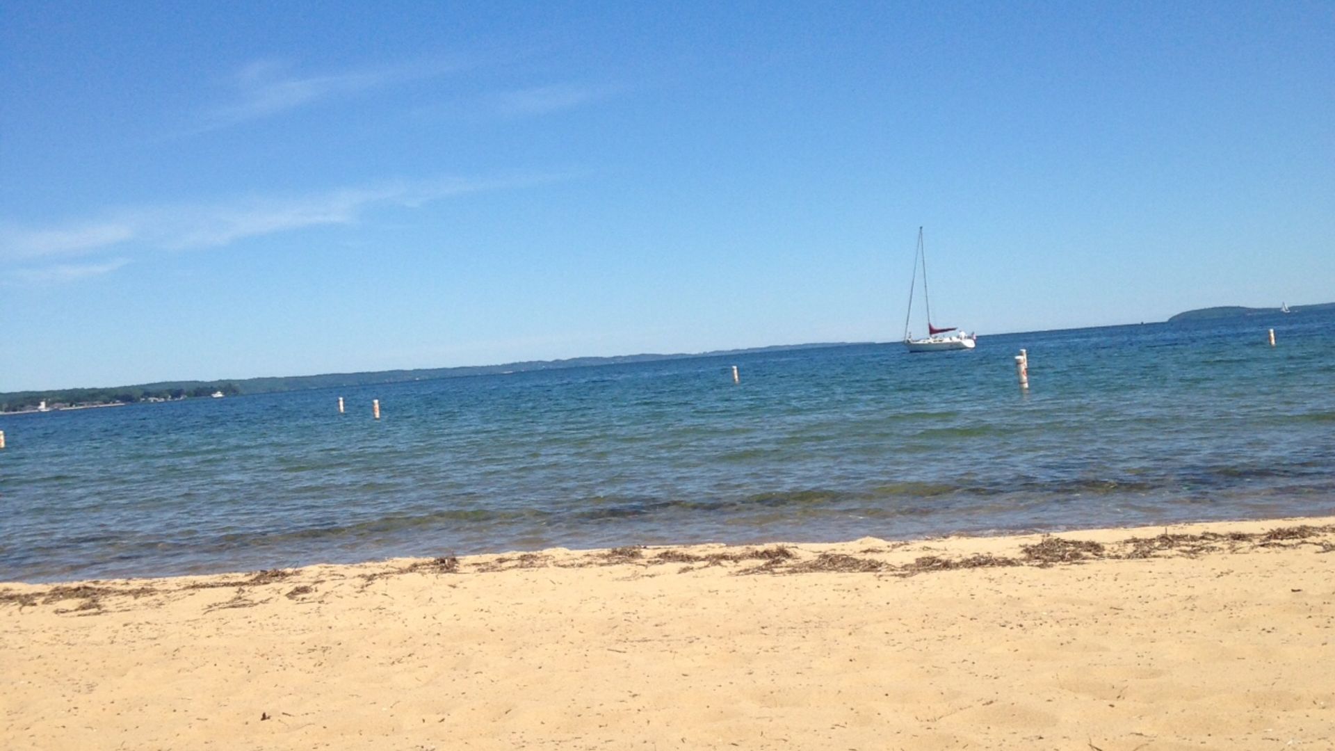 File:Lake Michigan viewed from beach.jpeg