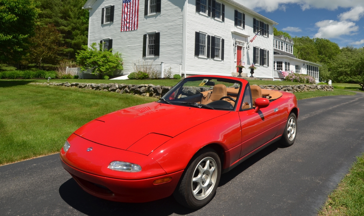 Miata Antique Colonial Old Vintage