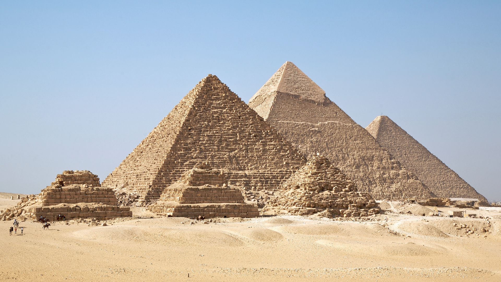 File:All Gizah Pyramids.jpg