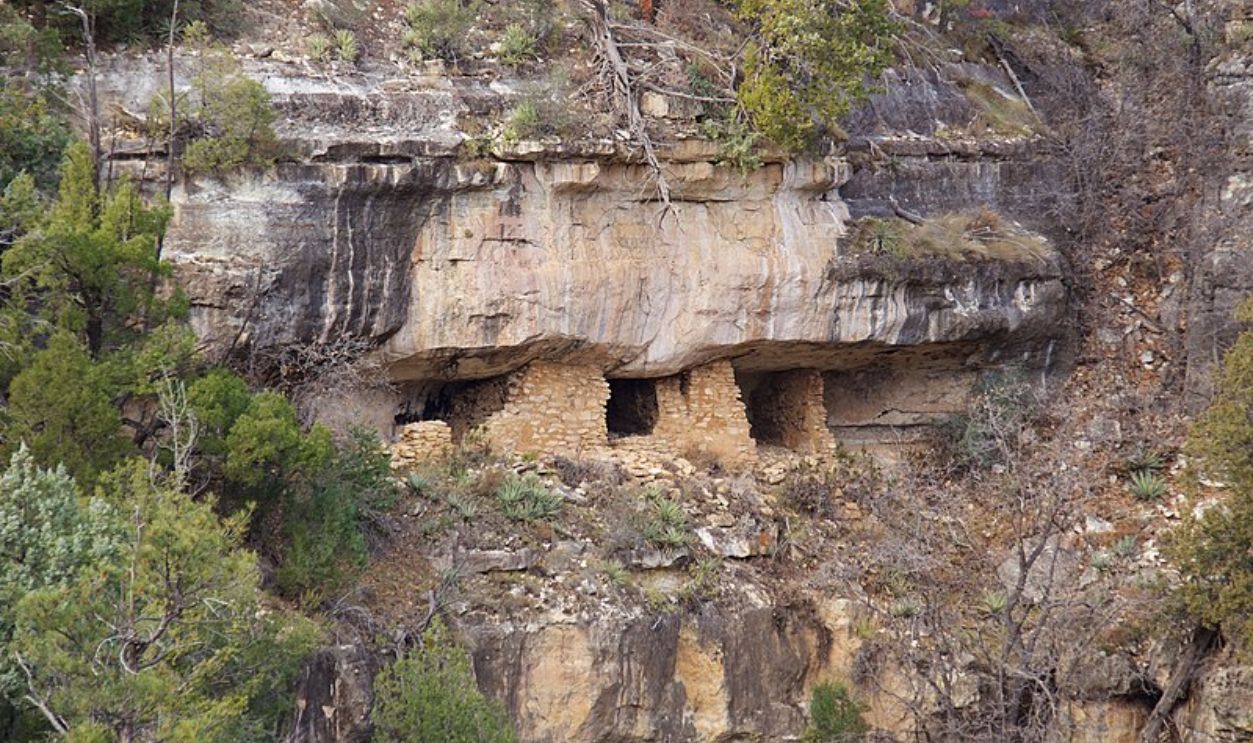 Walnut Canyon Dwellings In Arizona