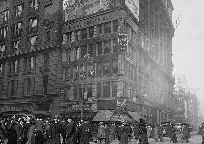 Million Dollar Corner, 34th and Broadway