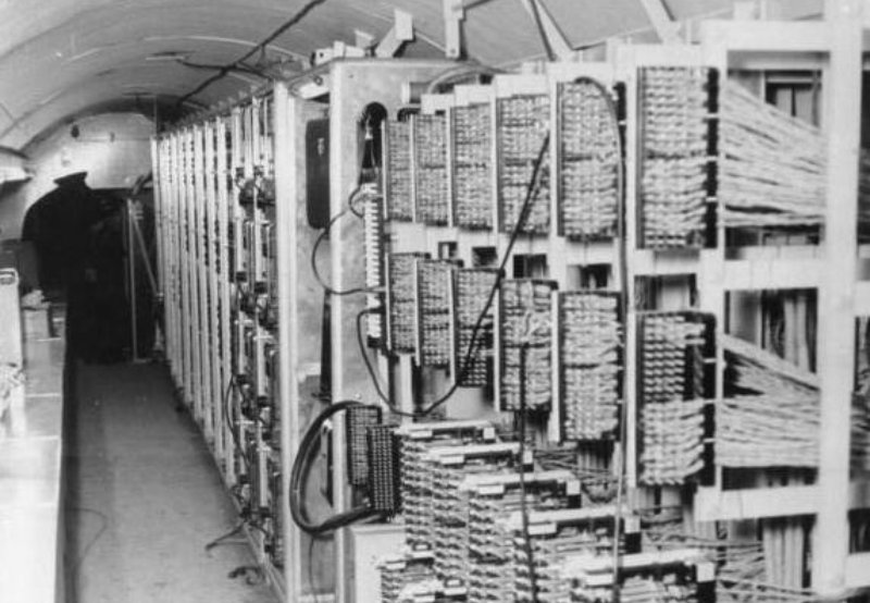 US spy tunnel under GDR territory