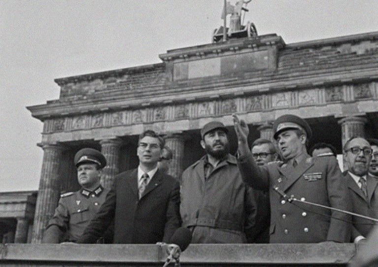 Castro Exploding Seashell Mind-Blowing Cold War Facts That Most People Don't Know