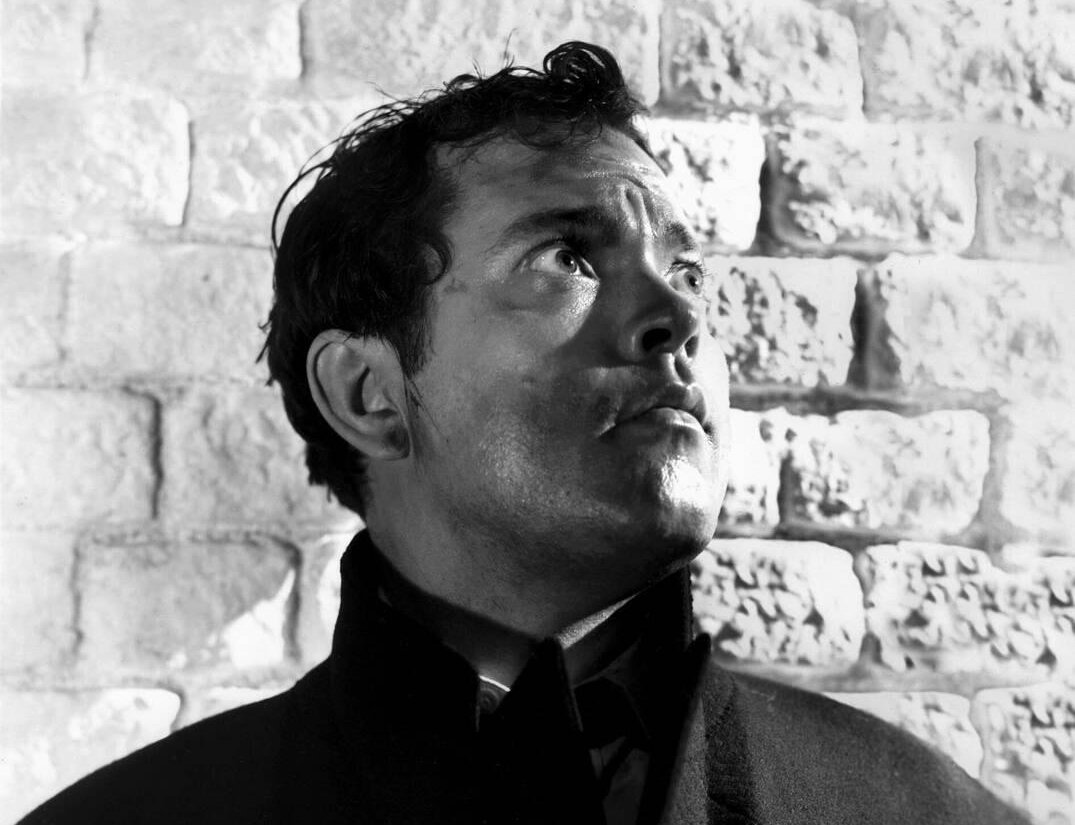 Orson Welles looking shocked 