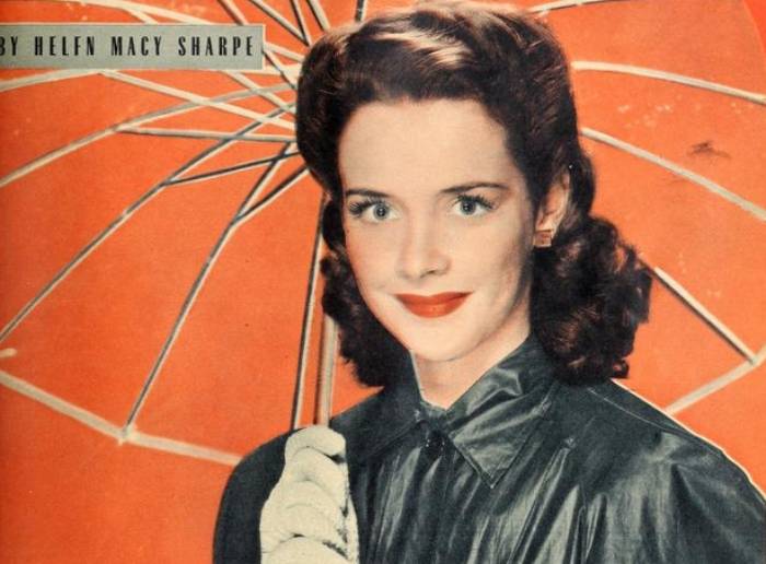 Photoplay Susan Peters Article November 1943