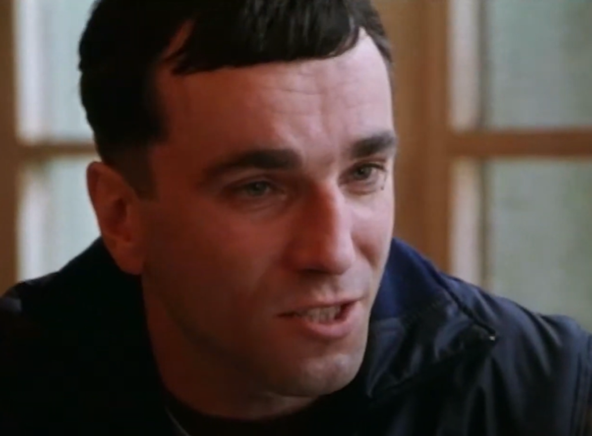 Screenshot of Daniel Day-Lewis from - The Boxer (1997)
