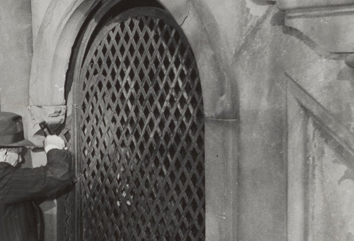 Langley and Homer Collyer's Fifth Avenue mansion in New York City