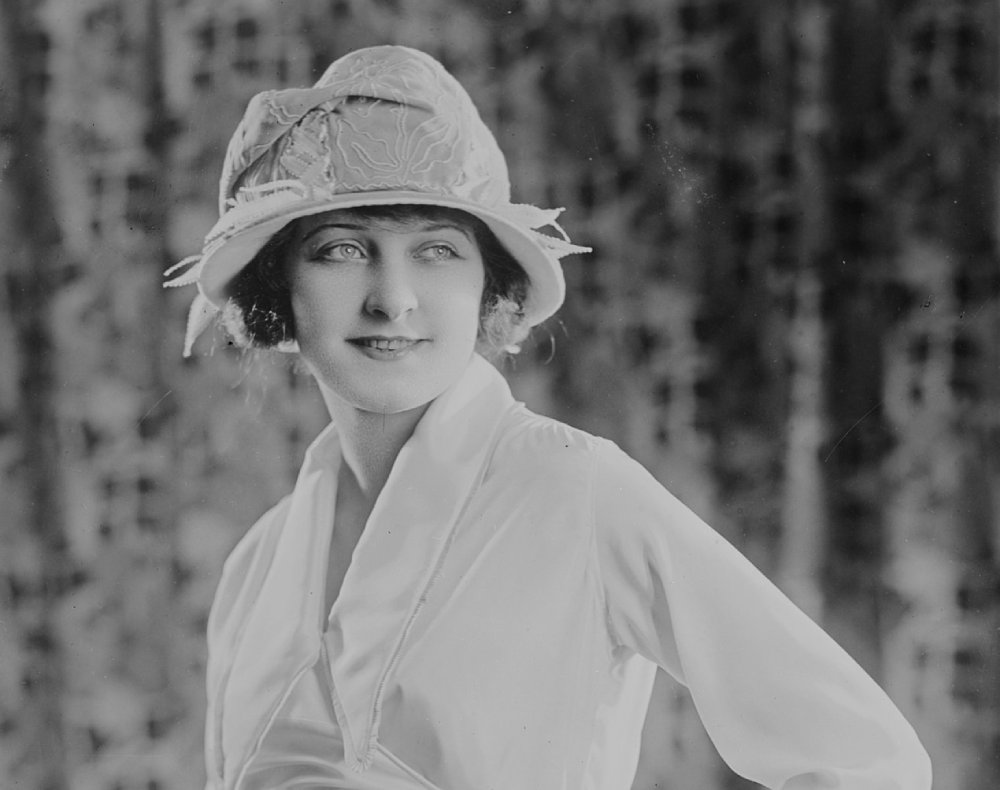 Photo of American silent era actress Martha Mansfield