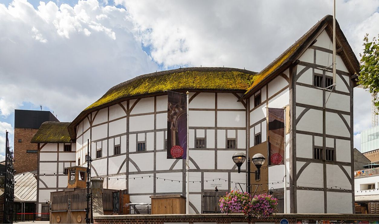  Shakespeare's Globe