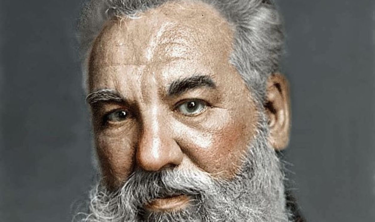 Alexander Graham Bell