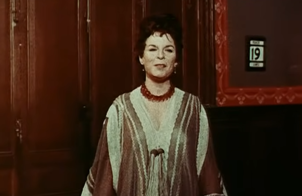 Screenshot from the movie 99 Women (1969) 