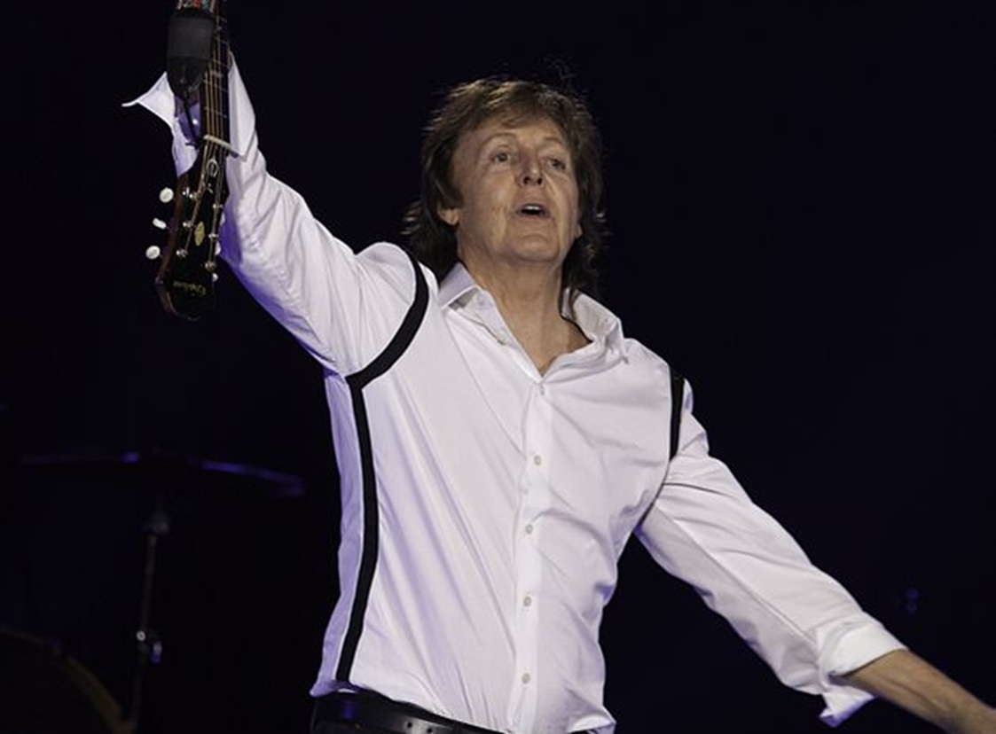 Paul McCartney - Out There Concert