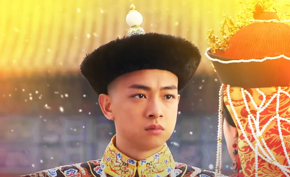 Screenshot of The Confidant (2012)