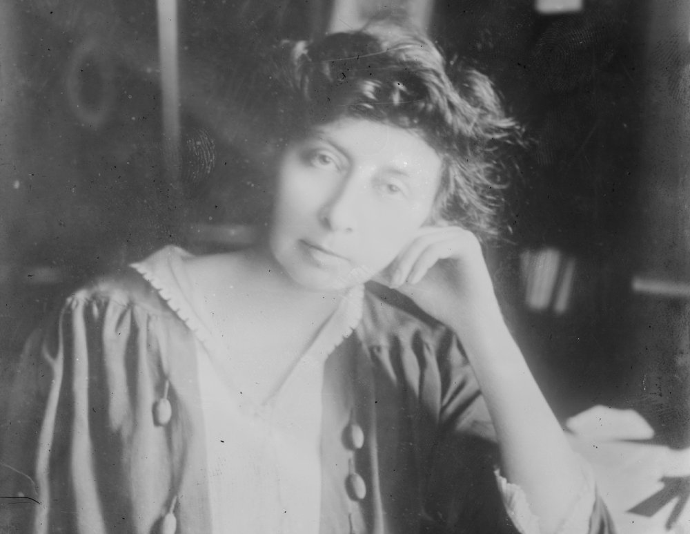 Grayscale Portrait Photo of American playwright and theater director Rachel Crothers