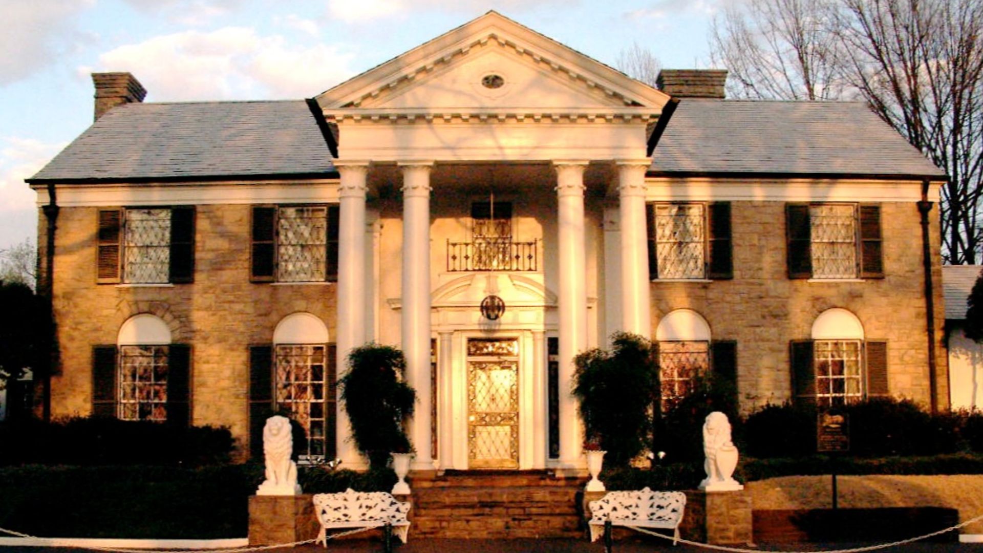 File:Graceland front.jpg