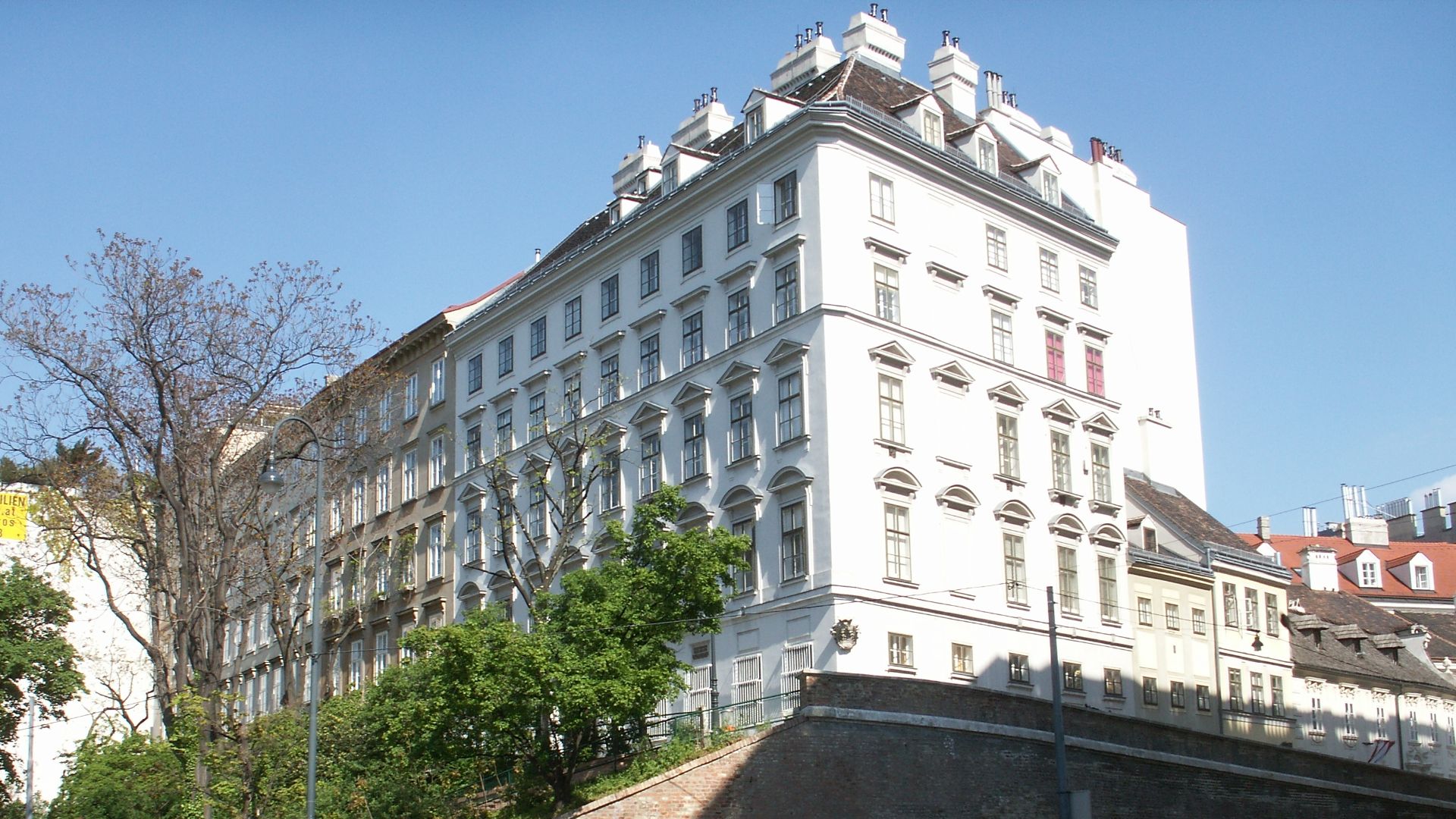 File:Beethoven Pasqualatihaus Wien1.jpg