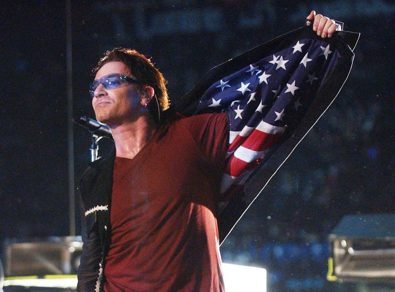 Super Bowl XXXVI - Halftime Show with U2