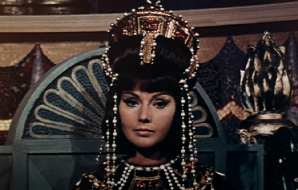 A screenshot of the movie The Last Roman