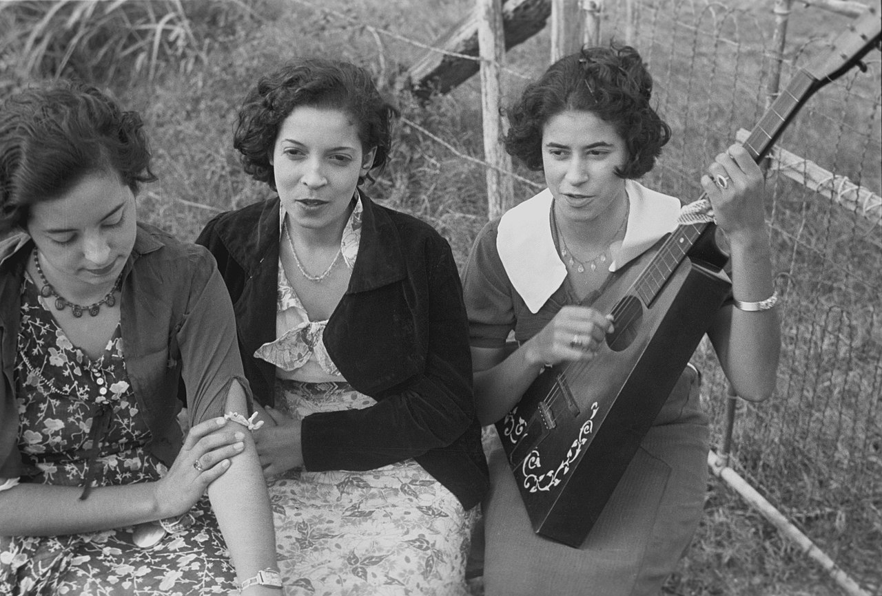 Three Creole Girls, Plaquemines Parish, Louisiana, 1935