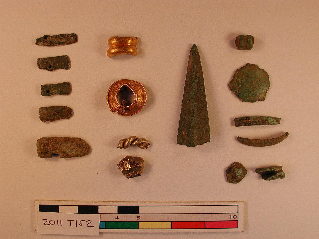 Bronze Age And Iron Age Objects